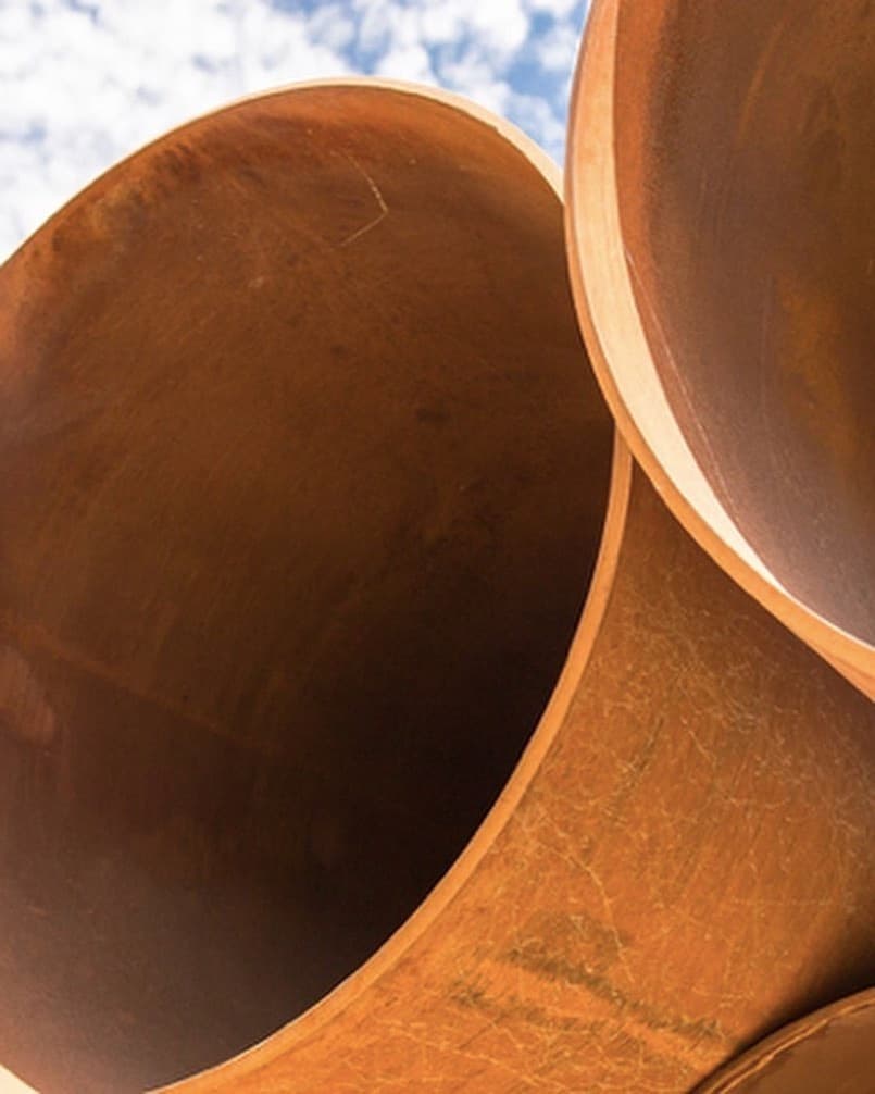 Tubería de diámetro especial en almacen